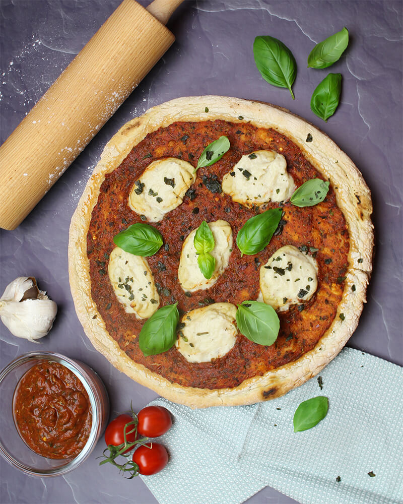 Pizza med vegansk mozzarella
