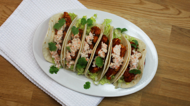 Tacos med paprikarostad blomkål & coleslaw i gruppen Recept / Nötfritt hos Green Warrior (recept_2018_09_19_01)
